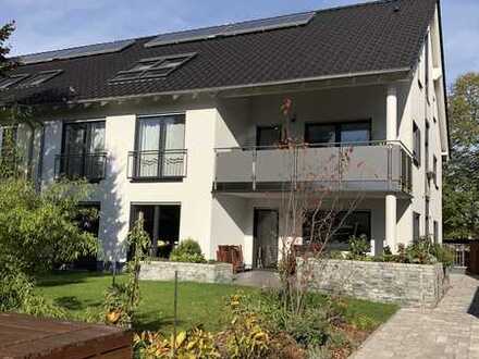 Neuwertige, Provisionsfreie 91 m² 3 Zimmer Wohnung mit Garage