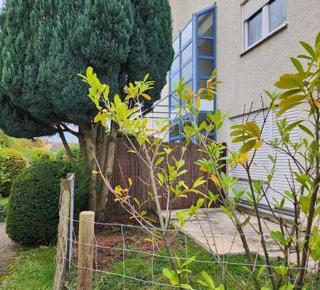 Schöne 2 Zimmer Wohnung mit Garten in Top Lage!