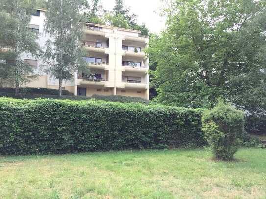 Baden-Baden | Bevorzugte Halbhöhenlage - 3 Zimmer Wohnung - mit Loggia und TG - Gute Besonnung