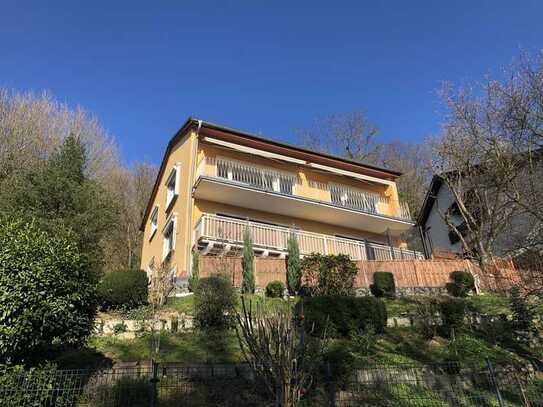 Zweifamilienhaus in Königswinter Oberdollendorf mit viel Platz für die Familie und tollem Garten