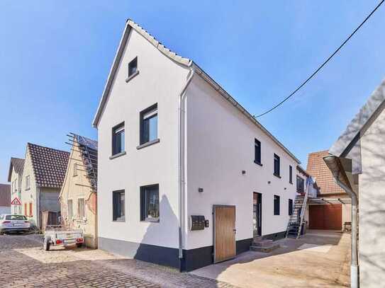 Kernsaniertes 1-2 Familienhaus in ruhiger Seitenstraße in Queichheim!