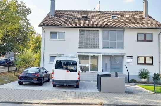 Doppelhaushälfte in Rastatt: Großzügiges Wohnen auf Vier Etagen mit Garten