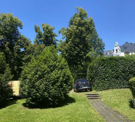 Top Lage - schön & groß - feine Wohnung mit 2 Balkonen und herrlichem Blick ins Grüne