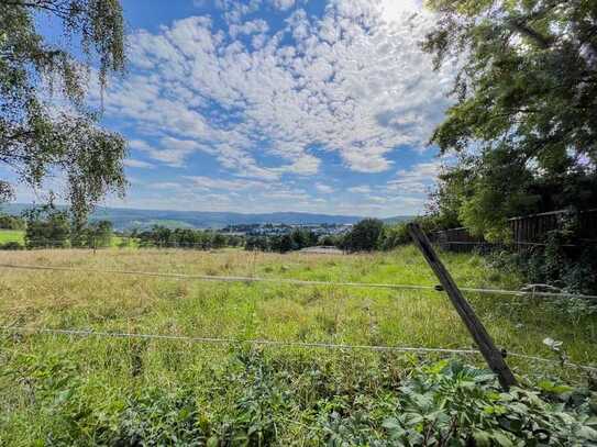 Einzigartig! Exklusives Baugrundstück in traumhafter Aussichtslage von Grafschaft-Karweiler!