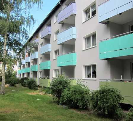 Magdeburgstr. 46, 3 R - Modernisierte 3 Zimmer Wohnung mit Tageslichtbad und Loggia