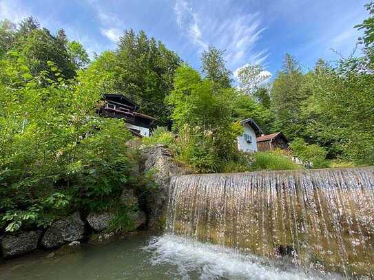 "Klein Bullerbü" in Tegernsee | charmantes Landhaus mit zwei Einlieger-/Ferienwohnungen