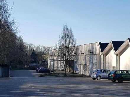 Halle mit Büro in Chemnitz Nord zu mieten