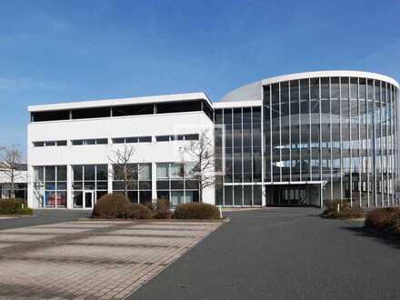 Autohaus, Werkstatt oder Showroom - hier ist alles möglich!