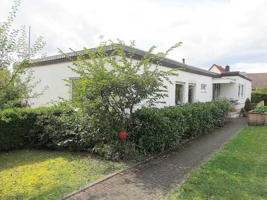 Klassischer Bungalow mit 3 Wohneinheiten in hervorragender Stadtlage von Limburg