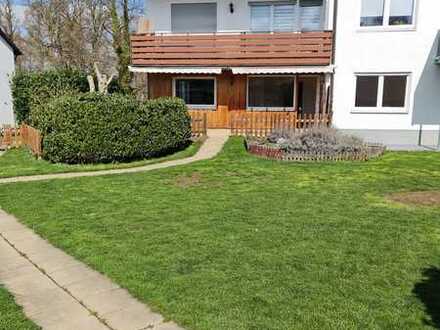 große Erdgeschoßwohnung, eigener Garten und Garage in Weißenhorn Top Lage