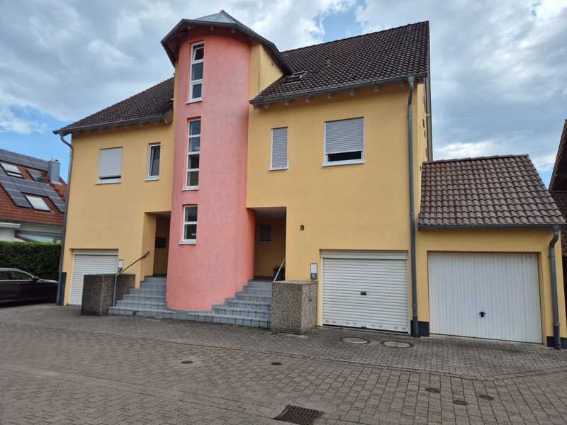                                                               Zuhause mit 3 Zimmern und Balkon in Au am Rhein                                                       in Au (München)