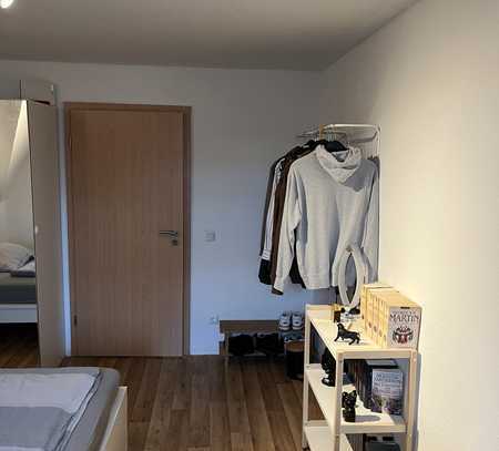 Schönes, möbliertes WG-Zimmer in Frohnhausen