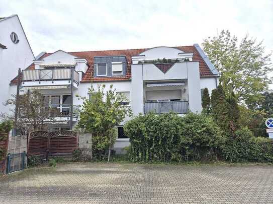 Attraktive 3-Zimmer-Dachgeschosswohnung in Fürth-Stadeln – mit Balkon und Carport