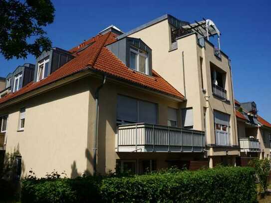 Frisch renovierte 3-Raum-Maisonette-Wohnung in Weißig!