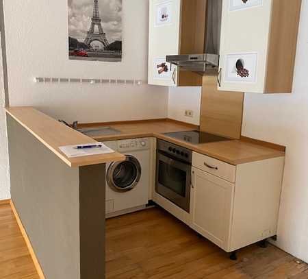Geschmackvolle, gepflegte 1-Raum-Wohnung mit Balkon und EBK in Mörfelden-Walldorf