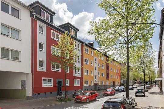 **Citywohnung mit Balkon (Hofseite)**