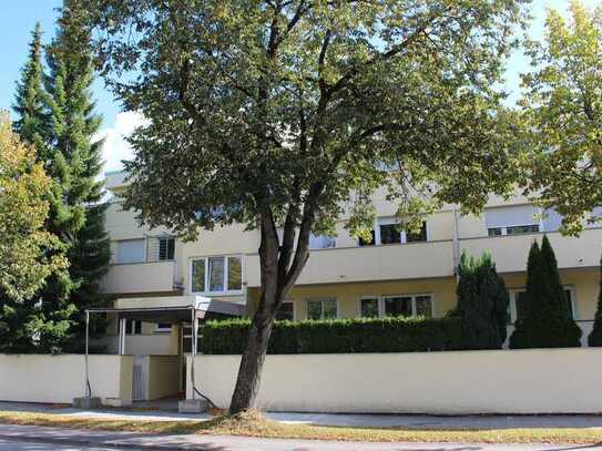 Kapitalanlage Bogenhausen - 1-Zimmer Wohnung mit praktischer Schlafnische sowie Balkon zu verkaufen!