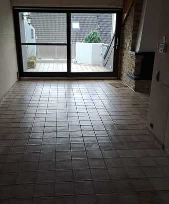 Komfortable Maisonette- Wohnung mit Kamin, Loggia und Garage- Ihr neues Zuhause in bester Lage!