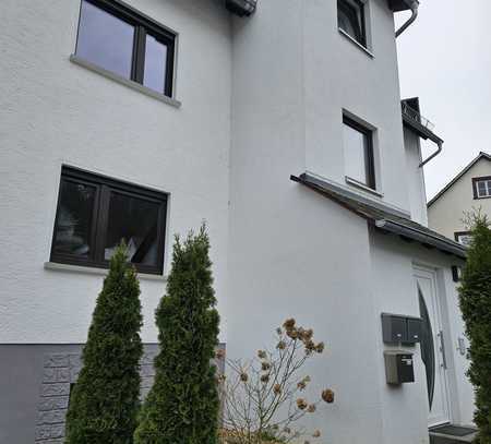 Kernsanierte 3-Zimmer-Wohnung in Heimbach