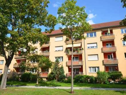 RESERVIERT 3,11% Rendite! Vermietete 2-Zi.-ETW mit West-Loggia im Westen Lessingstr. von Regensburg