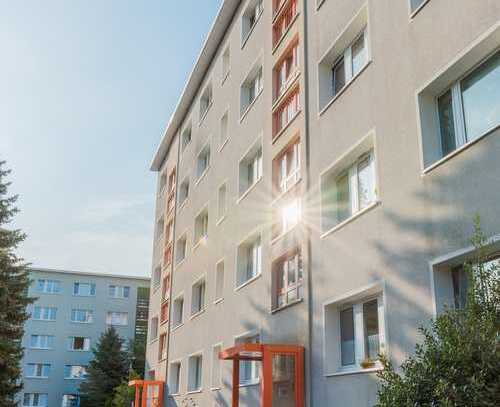 Erdgeschoss mit Balkon - neu saniert...
