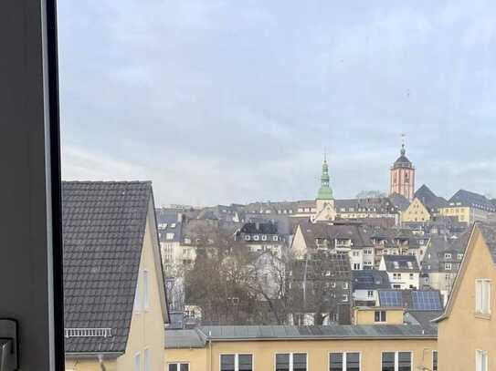 Schicke Stadtwohnung mit Krönchen-Blick