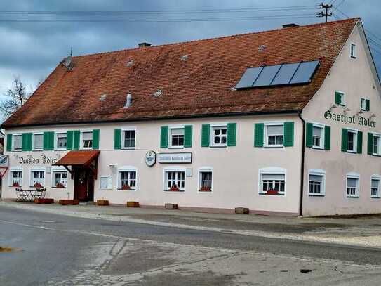 "Pension/Gaststätte Adler" - 13 Zimmer inkl. 3-Zi.Whg. + DG ausbaubar + Gaststätte!