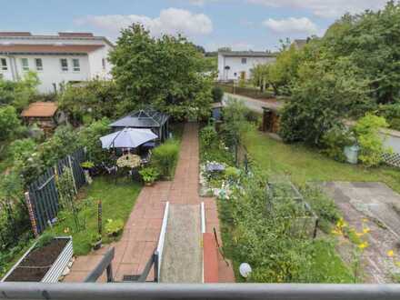 Saniertes und modernes Reihenmittelhaus mit Sonnengarten im schönen Neuendettelsau