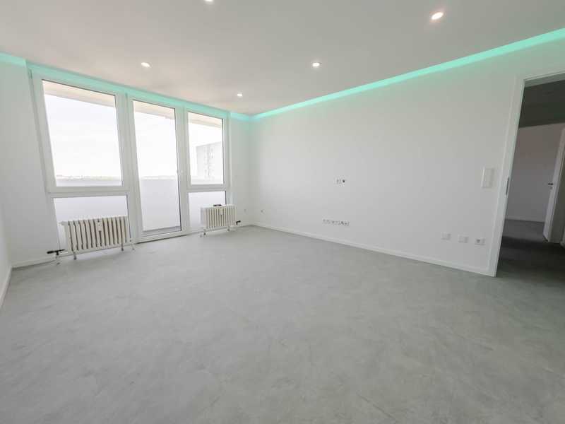 * Provisionsfrei * * ALLES NEU * kernsanierte 3,5-Zi.-Wohnung in Frankfurt-Bonames