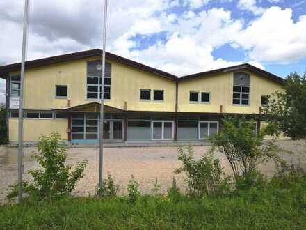 Büros, Produktion, Fitness/Sauna, Lager…? Vielseitige Gewerbeimmobilie in bester Lage.