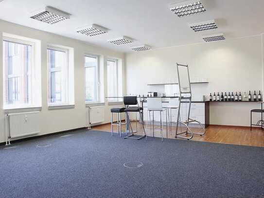 *** Robinco Business Center - Top ausgebaute und helle Bürofläche - provisionsfrei zu vermieten ***