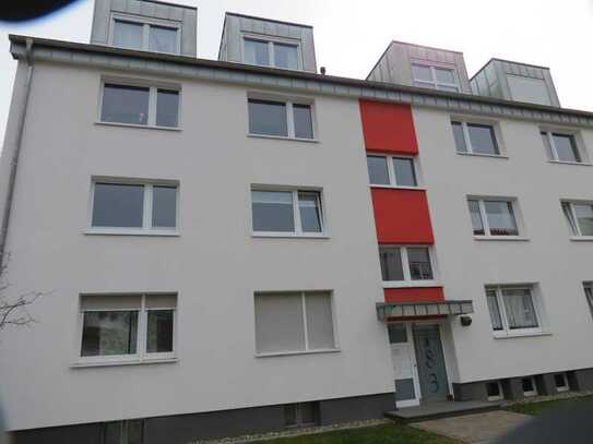 Helle freundliche 3 Zi.-Wohnung mit Balkon in Köln Neuehrenfeld