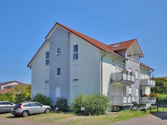 Großzügige 4-Zimmer-Dachgeschosswohnung mit Klimaanlage und sonniger Loggia