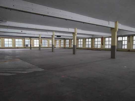 Lager-, Werkstatt- & Produktionsflächen von 200 - 10.000 m² zu vermieten