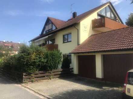 Kalchreuth! Tolle, großzügige, ruhige 3 Zi-DG Wohnung mit Garage, im 5 Familienhaus zu verkaufen!