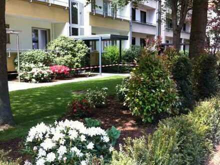 Schöne Erdgeschosswohnung mit Balkon