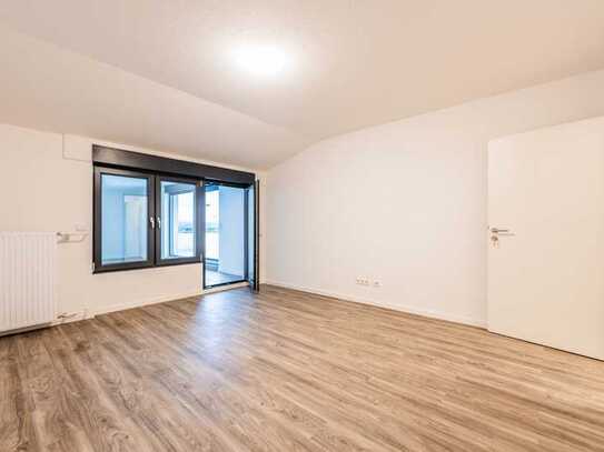 Gemütliches WG-Zimmer mit zwei Räumen und privater Dachterrasse – Ideal für Ruhe und Komfort
