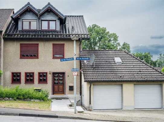 Solides Reihenendhaus mit großzügigen Garten und Doppelgarage