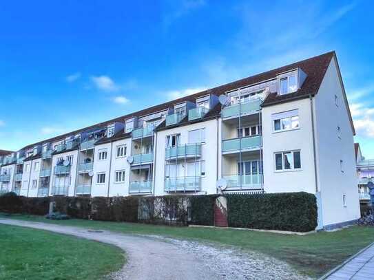 Gepflegte 3 Zimmer Wohnung mit Balkon im Zentrum von Neutraubling