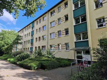 3. Zimmer Wohnung mit Balkon, WBS § 8 oder 88 erforderlich, 3. Stock, kein Aufzug
