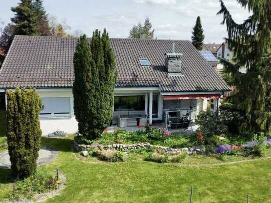 Modernisiertes Familienparadies mit Einliegerwohnung auf tollem Anwesen in Biberach-Rißegg