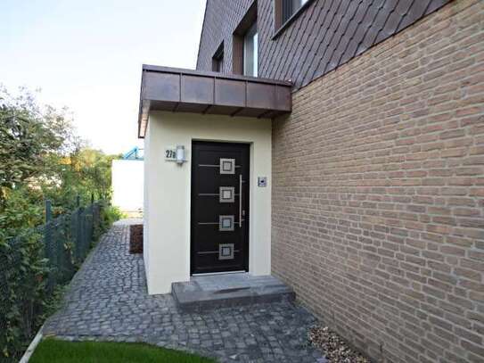 Maisonette-Wohnung mit gehobener Ausstattung und kleinem Garten