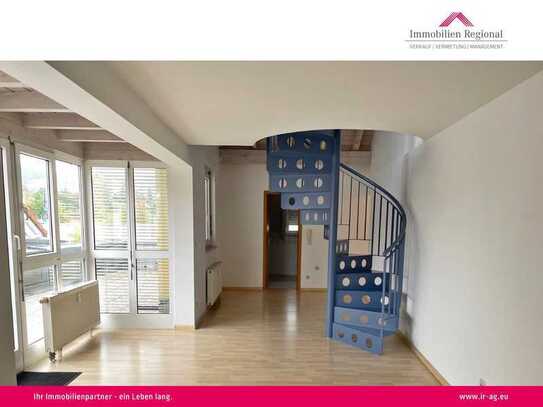 Freundliche Maisonette-Wohnung mit großzügiger Dachterrasse zum Wohlfühlen!