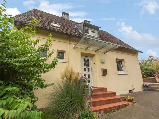 Freistehendes Zweifamilienhaus in beliebter Wohnlage von Remscheid-Lennep