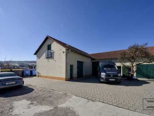 Großzügige Werkstatt/Lagerhalle und modernes Büro in Weidenberg, ebenerdig befahrbar!
