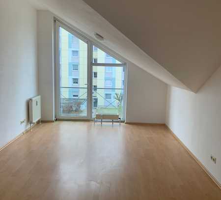 Helles, gepflegtes Apartment mit Tiefgaragenstellplatz