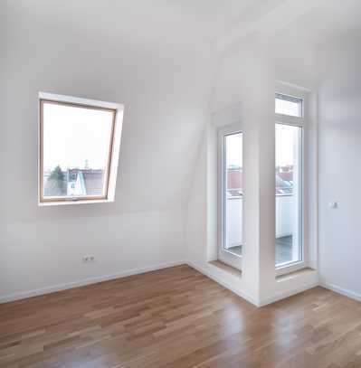 Bezugsfertige Dachgeschosswohnung mit Terrasse - Erstbezug! Termin sichern unter 0172-326 11 93