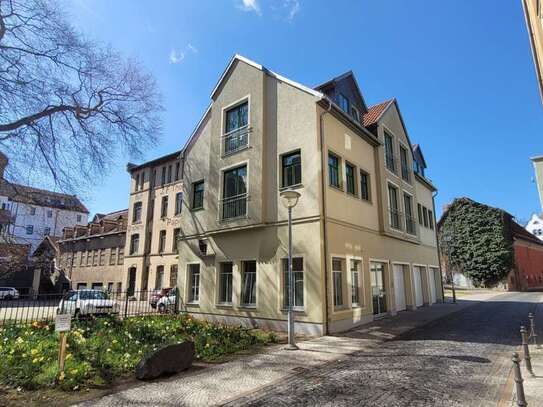 Stilvolle 4-Raumwohnung in schönem Zweifamilienhaus zentral in Gotha