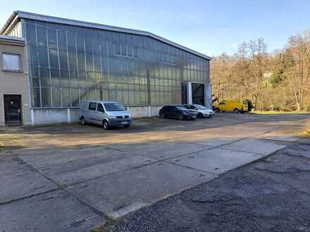 Lagerfläche / Stellplatz / Werkstatt in Kalthalle