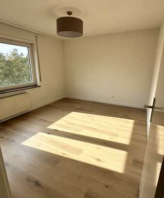 Renoviertes Zimmer in WG Bad Cannstatt, neu renoviert